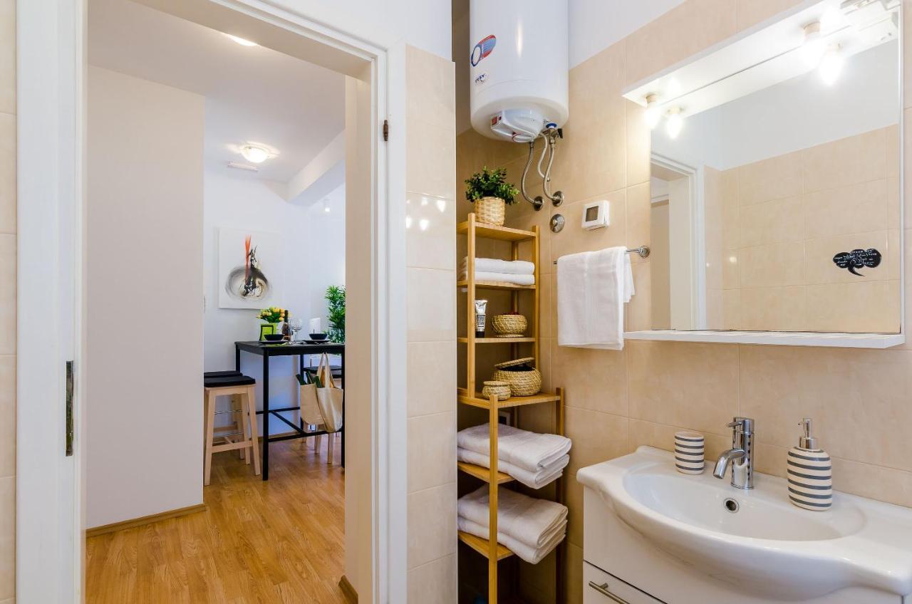 Private Garden Apartment Дубровник Екстер'єр фото